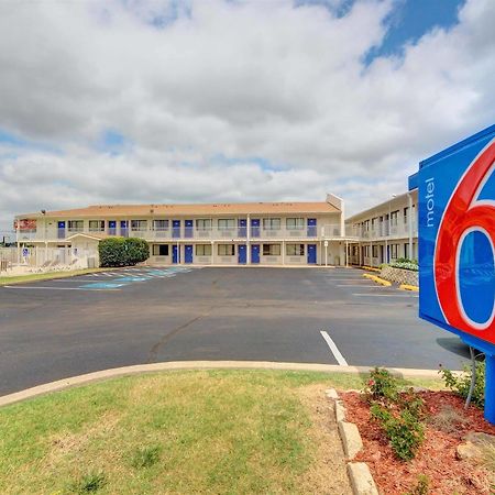 Motel 6 - Oklahoma City Airport Buitenkant foto