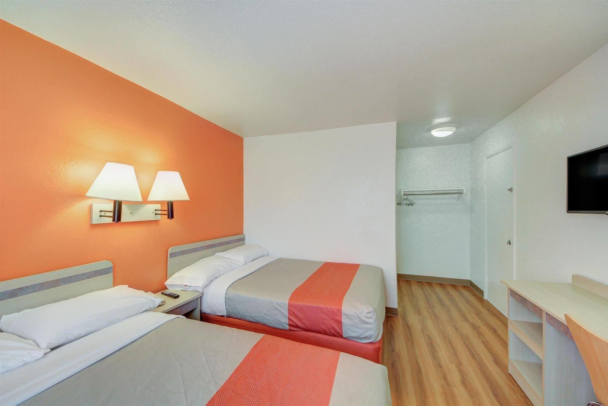 Motel 6 - Oklahoma City Airport Buitenkant foto