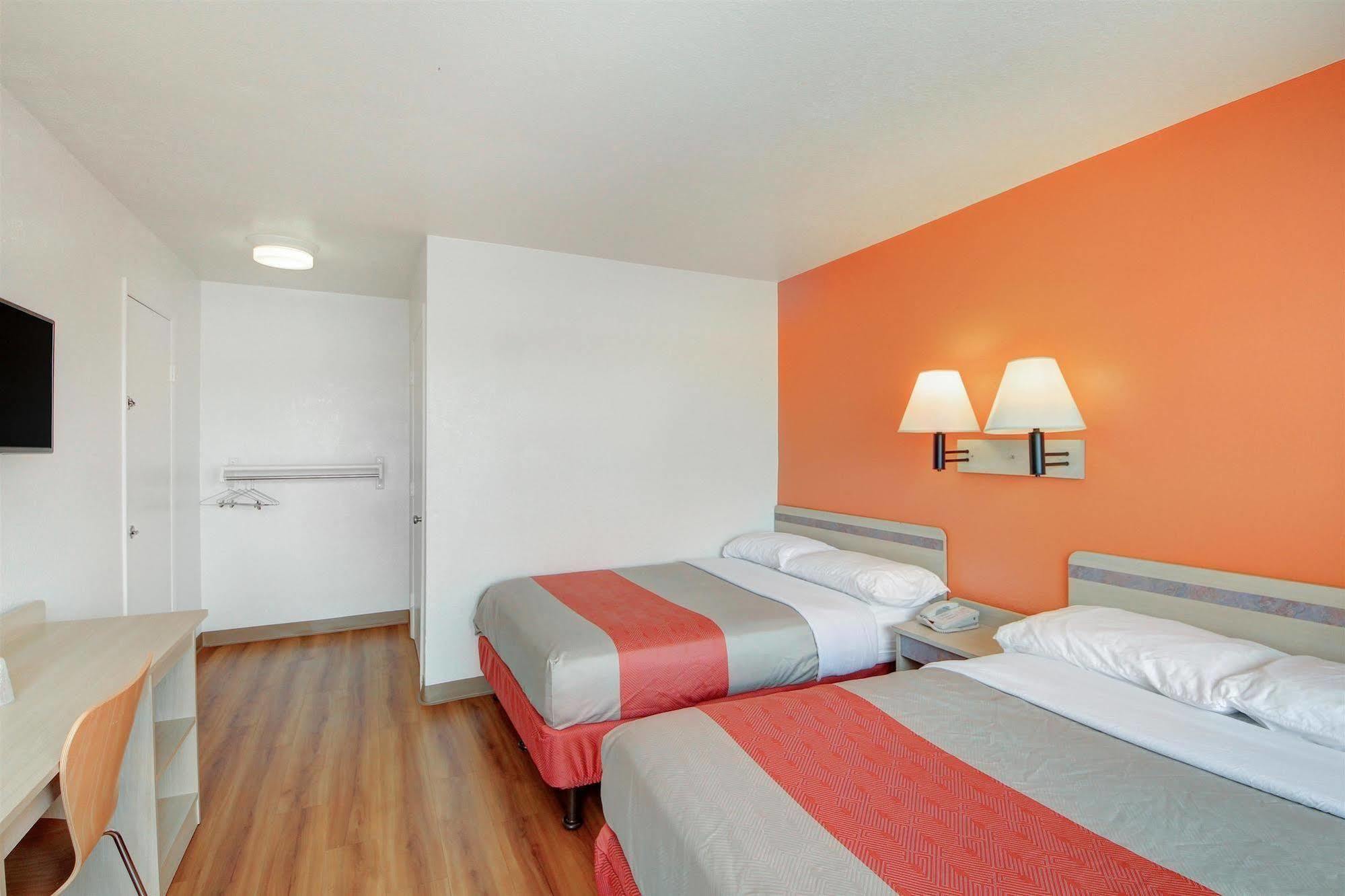 Motel 6 - Oklahoma City Airport Buitenkant foto